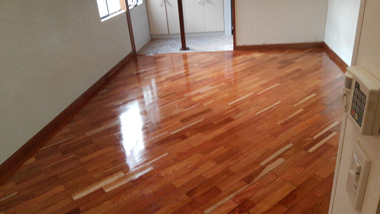 Deck exterior urbano