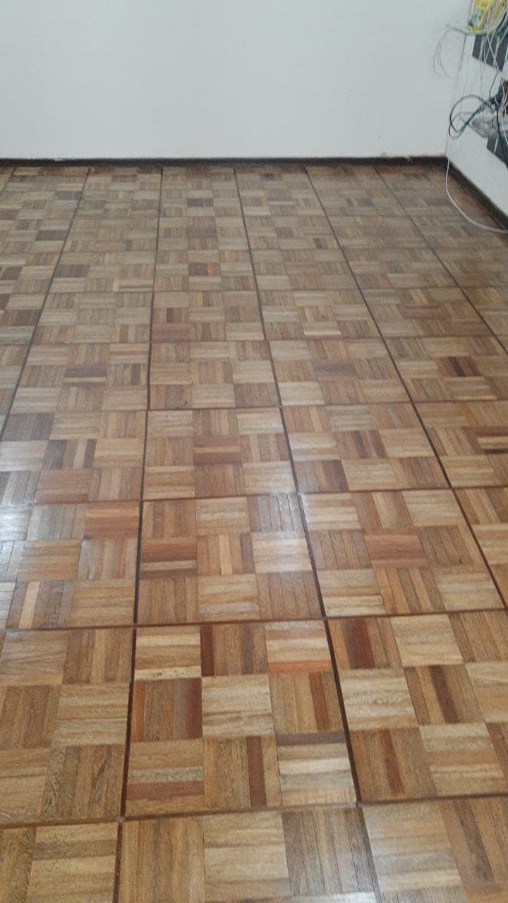 Parquet mosaico en madera colombiana